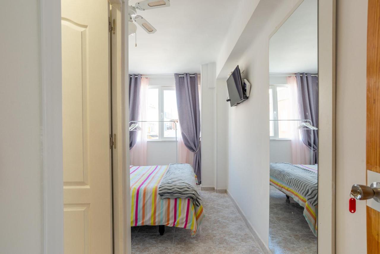 Rooms Breeze & Sun Málaga Eksteriør bilde