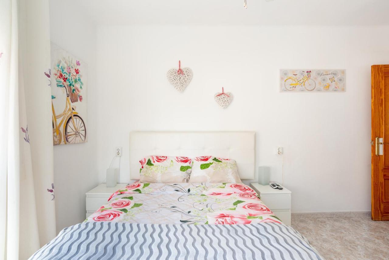 Rooms Breeze & Sun Málaga Eksteriør bilde